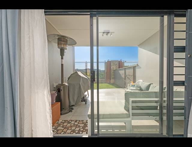 3 BEDROOM APARTMENT TO LET IN WATERFALL